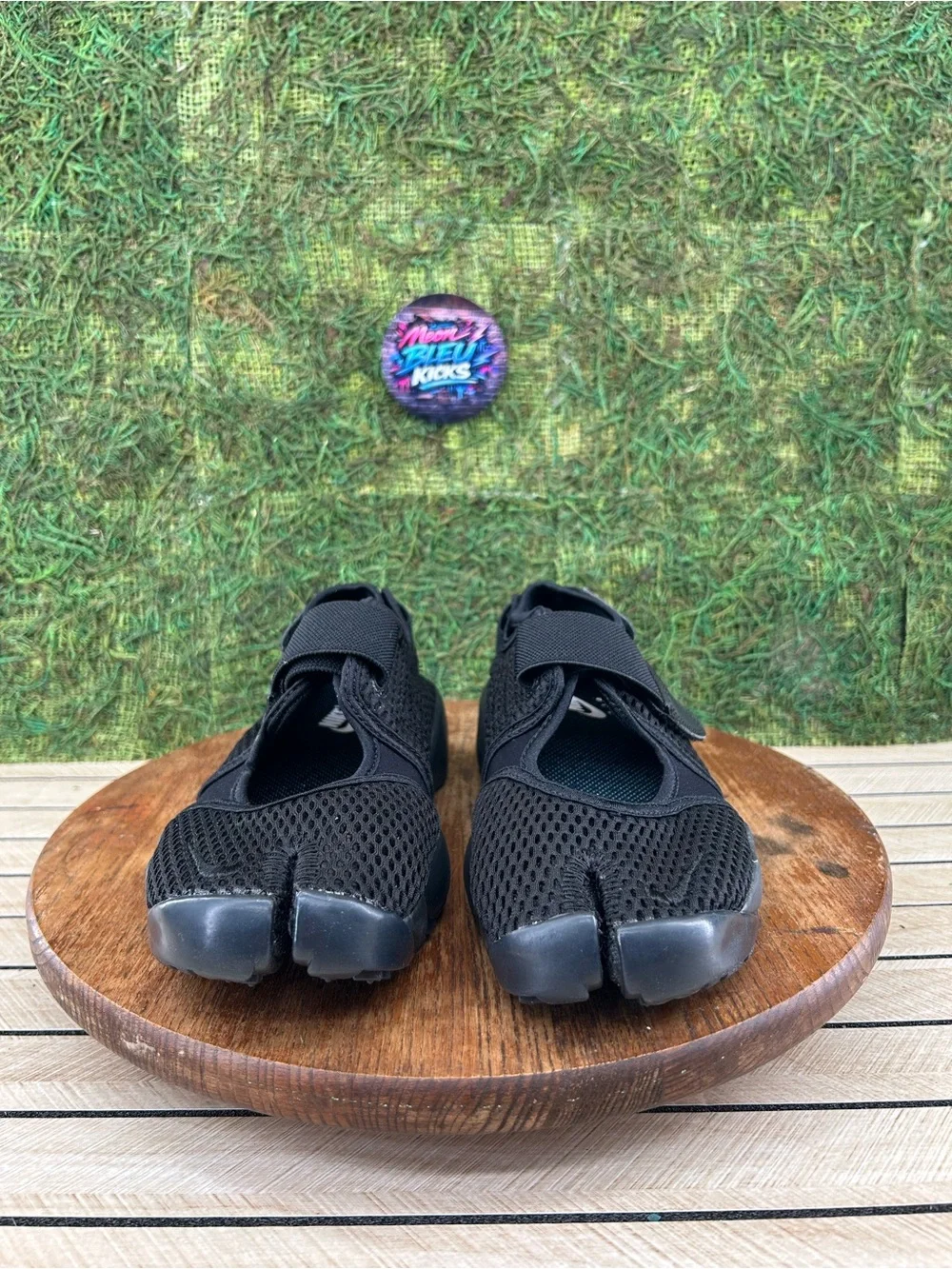 Nike air rift